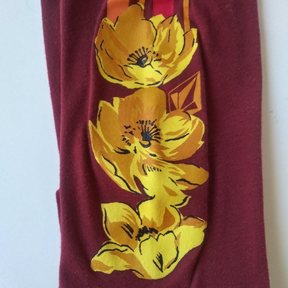 Volcom crop top - Picture 3 of 4